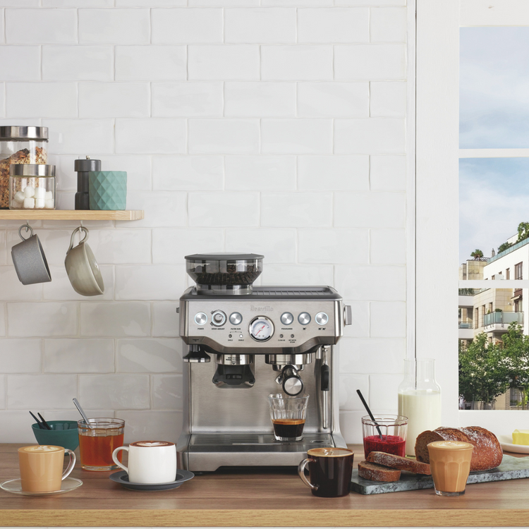 breville barista express bes870xl lifestyle